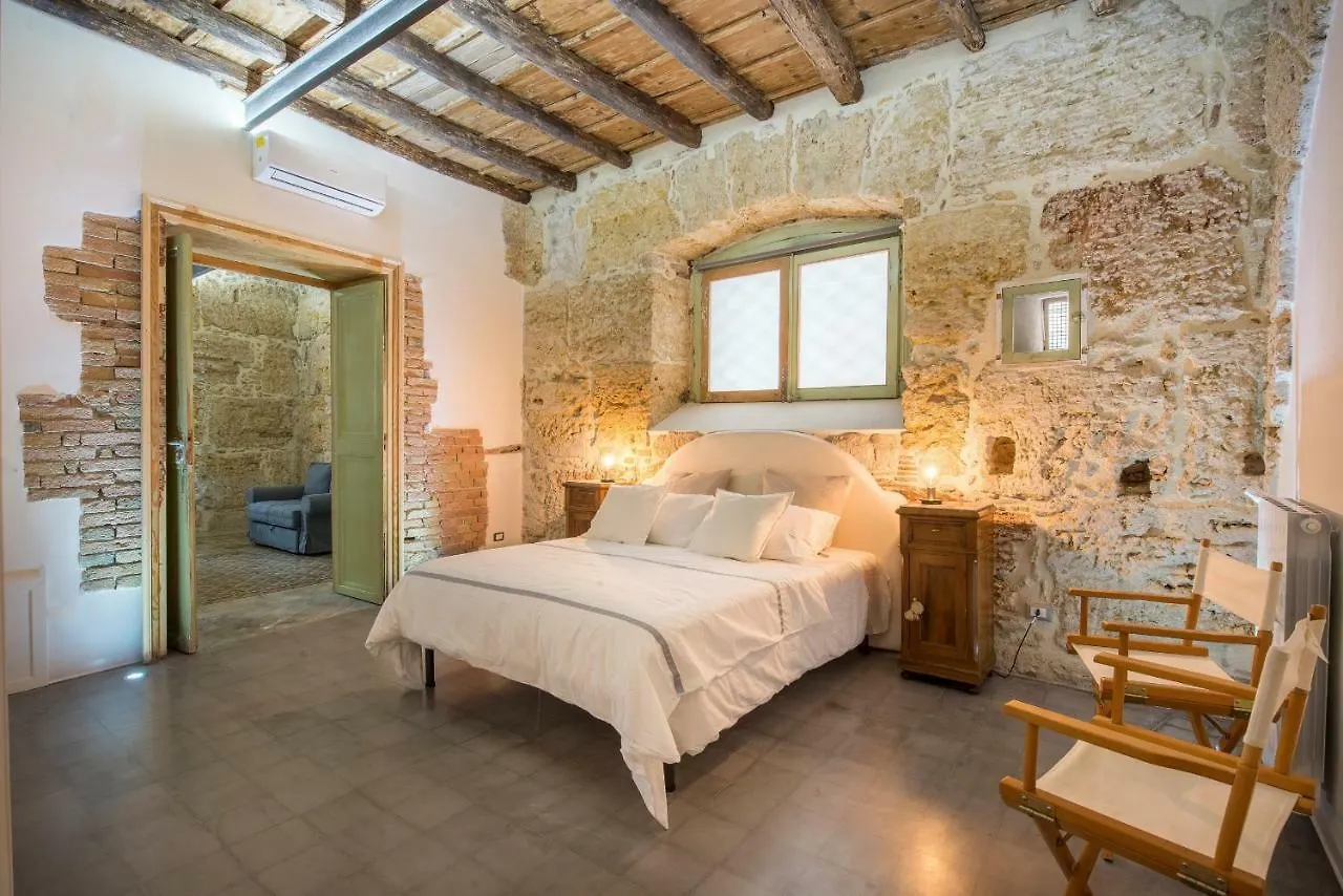 Stylish Home In Front Of Casa Professa Palermo Italia