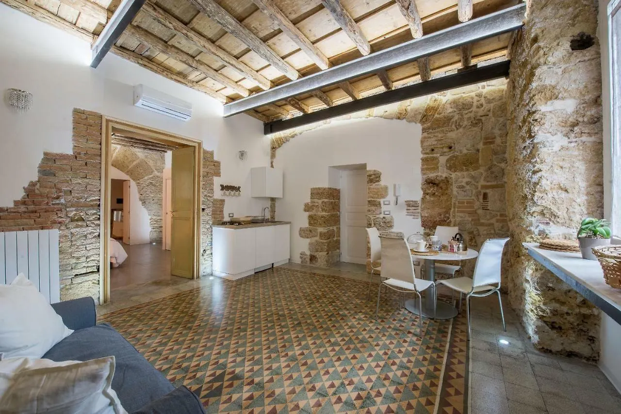 Stylish Home In Front Of Casa Professa Palermo